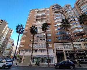 Piso de 4 habitaciones en Este, Málaga