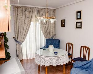 Piso de 3 habitaciones en La Paz, Linares