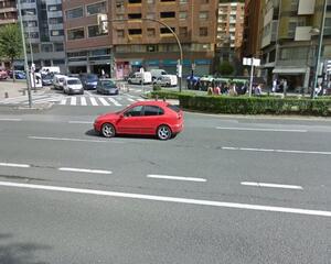 Local comercial reformado en Deusto, Bilbao