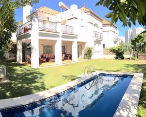 Casa con piscina en Centro, Puerto Banús Marbella