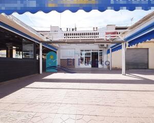 Local comercial reformado en Vía Axial, Puerto de Mazarrón