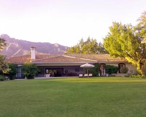 Villa en Milla de Oro, Parque De Las Dunas, Este Marbella