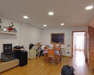 Adossat de 3 habitacions en Fontajau , Girona