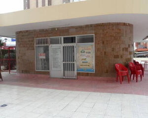 Local comercial con chimenea en Playa De Levante, Benidorm