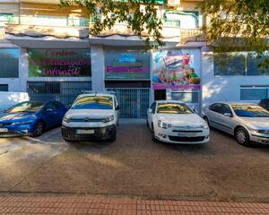 Local comercial en San Roque, San Fernando, La Estación Badajoz