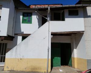 Casa de 3 habitaciones en * Centro, Cacabelos