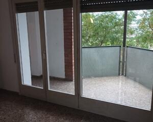Piso de 3 habitaciones en Instituts, Lleida