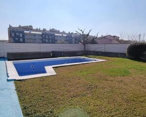 Apartamento con piscina en Torrefarrera