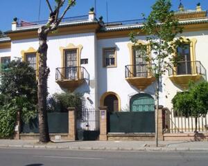 Casa de 4 habitaciones en Porvenir, Sevilla