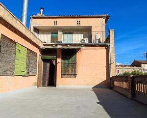 Casa de 8 habitacions en Passeig Ramon Vall, Navas