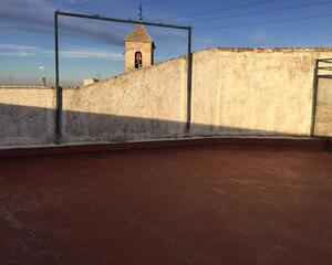 Piso con terraza en Torredonjimeno