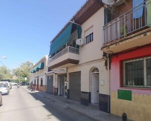 Casa de 4 habitaciones en Zaidín, Granada