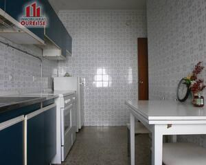 Piso de 3 habitaciones en Residencia, Ourense