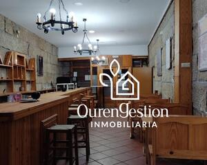 Local comercial de 4 habitaciones en Universidad, Ourense