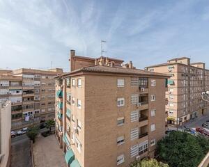 Piso de 4 habitaciones en Zaidín, Granada