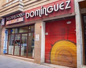 Local comercial reformado en Centro, Granada