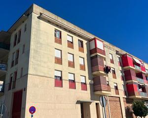 Piso de 3 habitaciones en Avenida Andalucía, Lepe