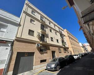 Piso de 5 habitaciones en Centro, Huelva