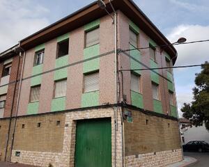 Edificio en Lada, Langreo