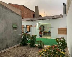 Casa con garaje en Alfredo Atienza, La Roda