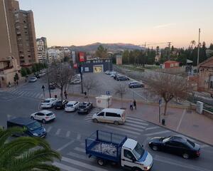 Piso buenas vistas en Óvalo, Lorca