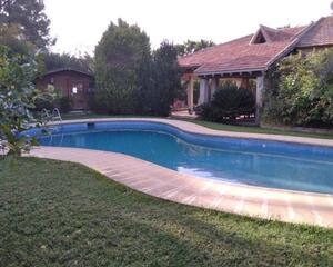 Chalet con piscina en Cazalla, Lorca