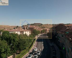 Piso con terraza en Vía Roma, Segovia