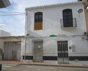 Casa de 4 habitaciones en Casco Antiguo, Huercal-Overa