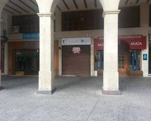 Local comercial con calefacción en Casco Viejo, Lizarraga