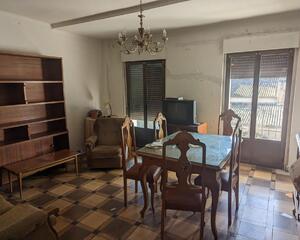 Piso de 2 habitaciones en Centro, Lizarraga