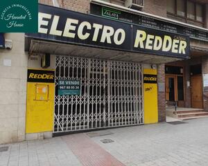 Local comercial de 2 habitaciones en Centro , Albacete