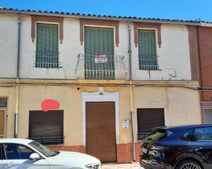 Casa de 6 habitaciones en San Isidro, Almansa