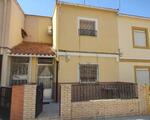 Casa de 4 habitaciones en San Crispin, Almansa