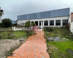 Nave Industrial de 2 habitaciones en Polígono, Trujillo