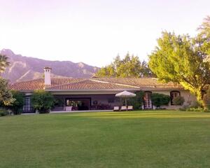 Villa en Milla de Oro, Parque De Las Dunas, Este Marbella