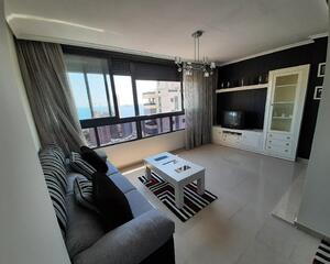Apartamento con vistas al mar en Pueblo Levante, Benidorm