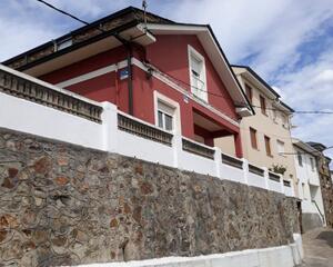 Casa de 3 habitacions en Tapia de Casariego