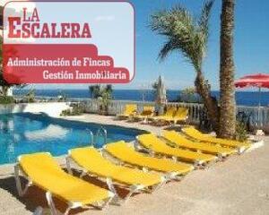 Hotel con piscina en Playa De Los Locos, Torrevieja