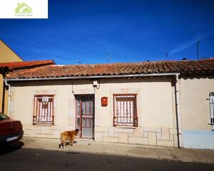 Casa con calefacción en San Isidro , Zamora