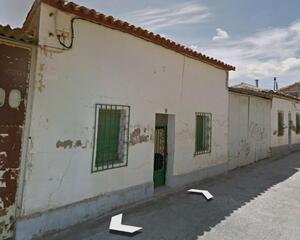 Solar de 3 habitaciones en Centro Ciudad, Huesca