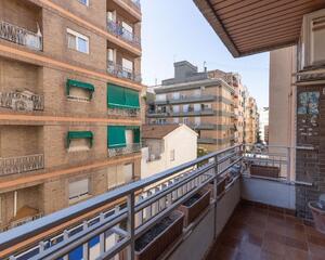 Piso con terraza en Alhamar, Centro Granada