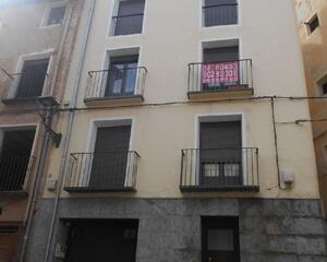 Piso de 2 habitaciones en Calle Conde, Tarazona