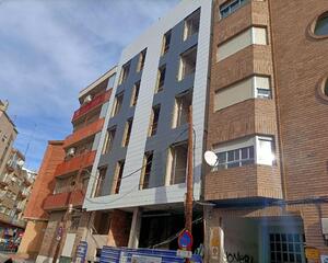 Piso de 5 habitaciones en Delicias, Zaragoza