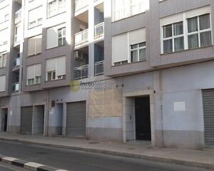 Local comercial en Av. Castelló, Villarreal