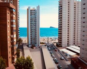 Apartamento con piscina en Playa De Levante, Benidorm