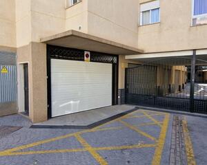 Garaje en Avda. de Andalucía, Padul