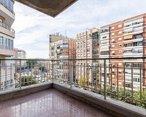 Piso de 5 habitaciones en Primo de Rivera, Centro Murcia