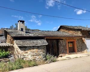 Casa rural con chimenea en Pradilla, Toreno