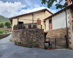 Casa rural de 3 habitaciones en Redo, Camaleño