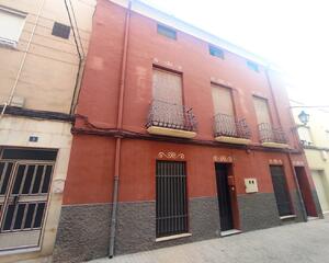 Casa de 6 habitaciones en Centro, Almansa